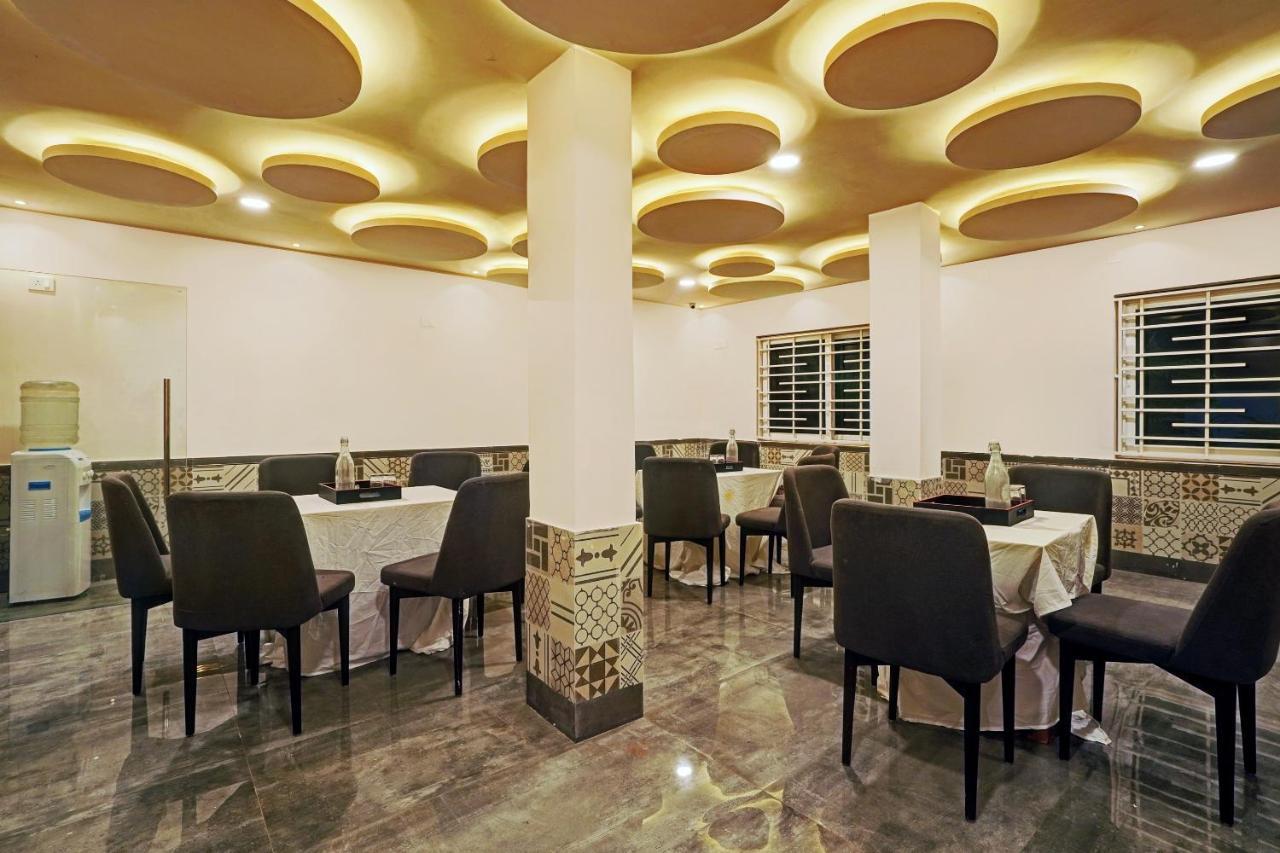 Capital O De Alphabet Kakinada Hotel Luaran gambar